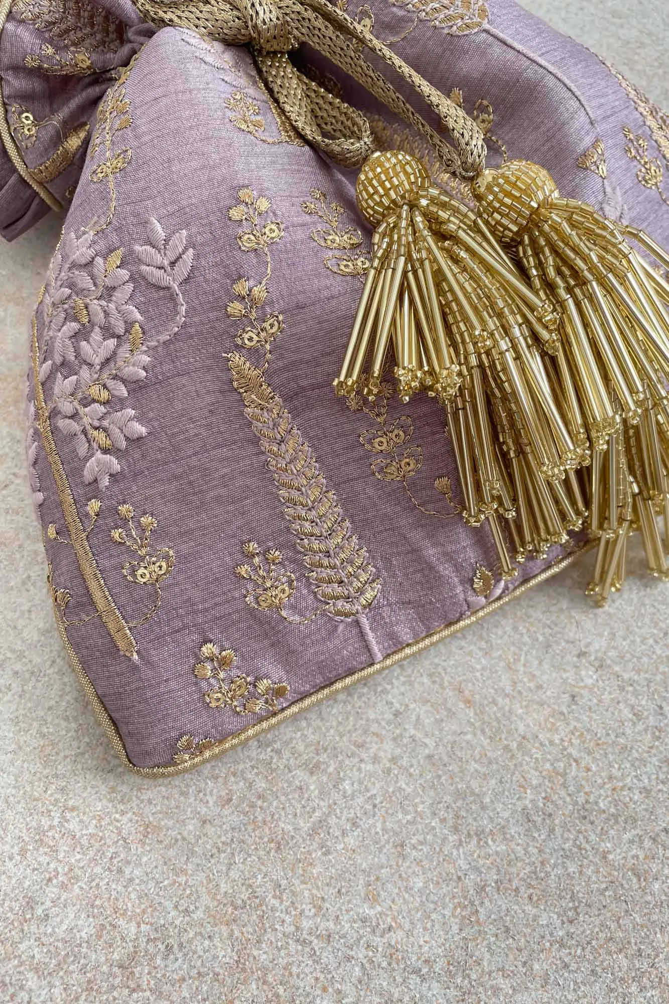 Arbre Silk Potli bag - wisteria