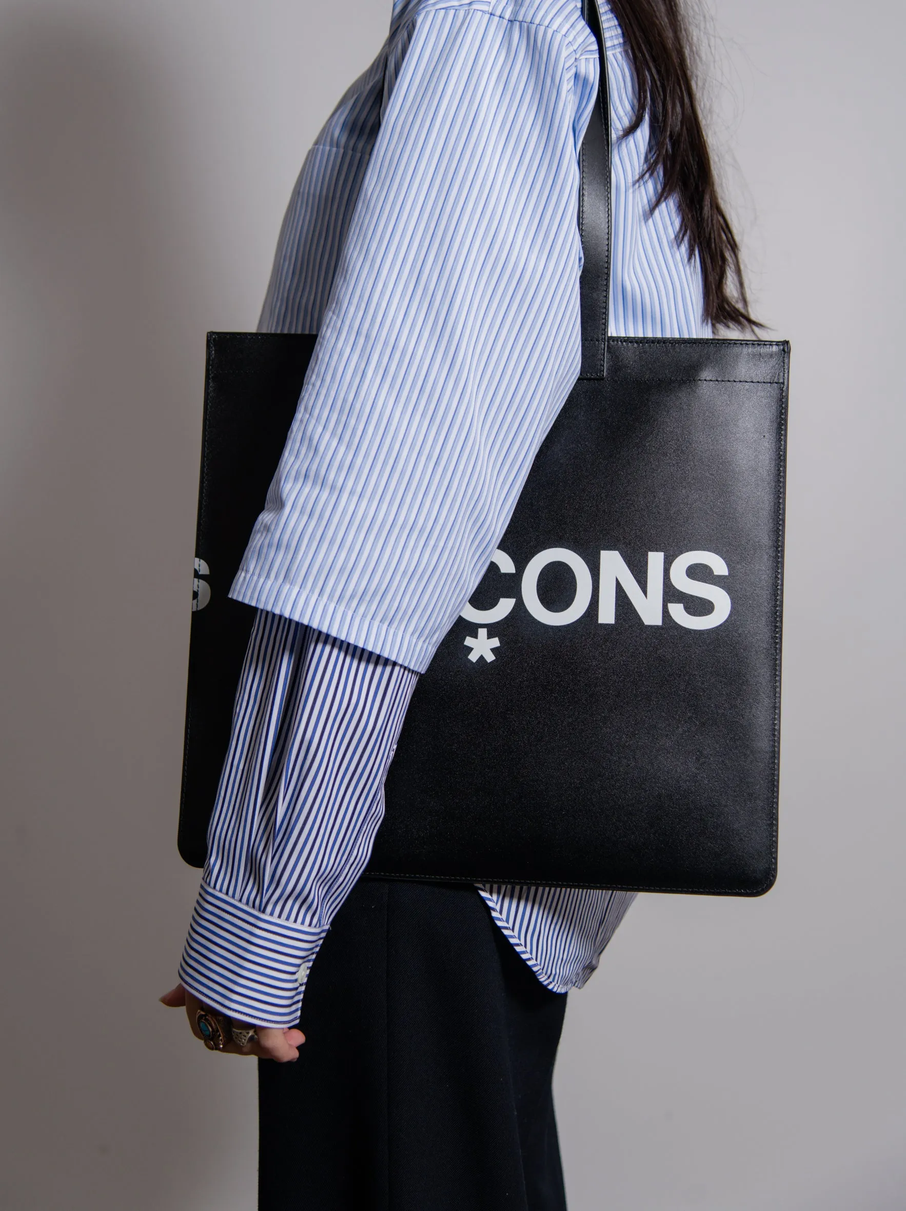 Huge Logo Tote Bag Black