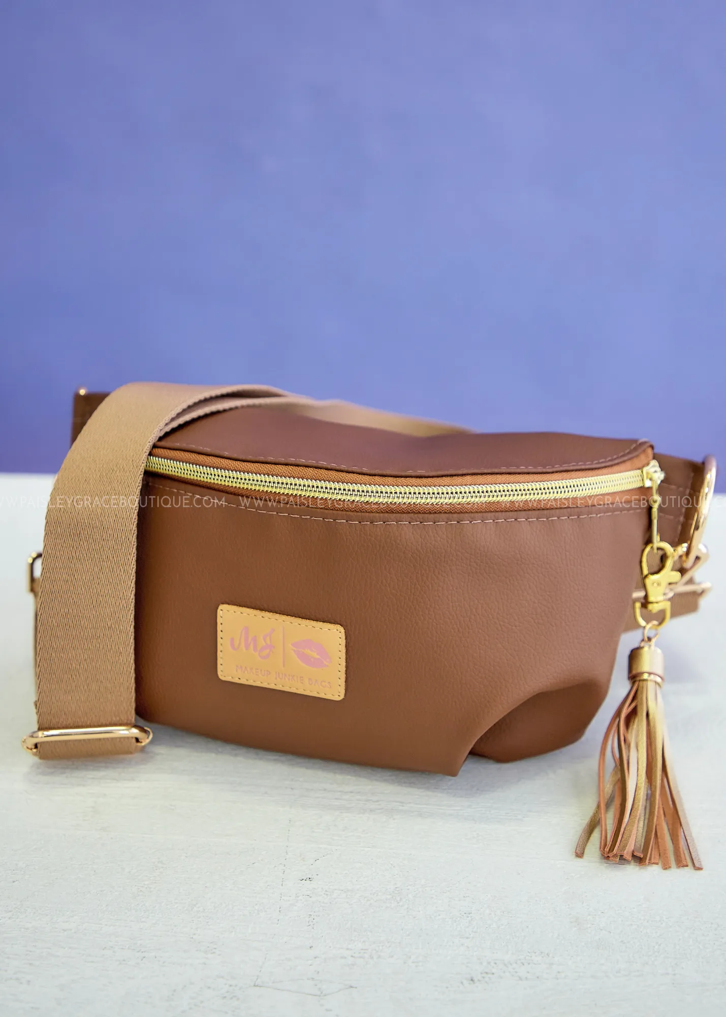 IN-STOCK - Sidekick Bag by Makeup Junkie