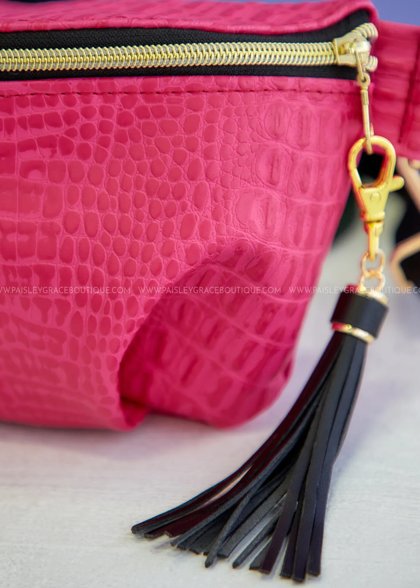 IN-STOCK - Sidekick Bag by Makeup Junkie