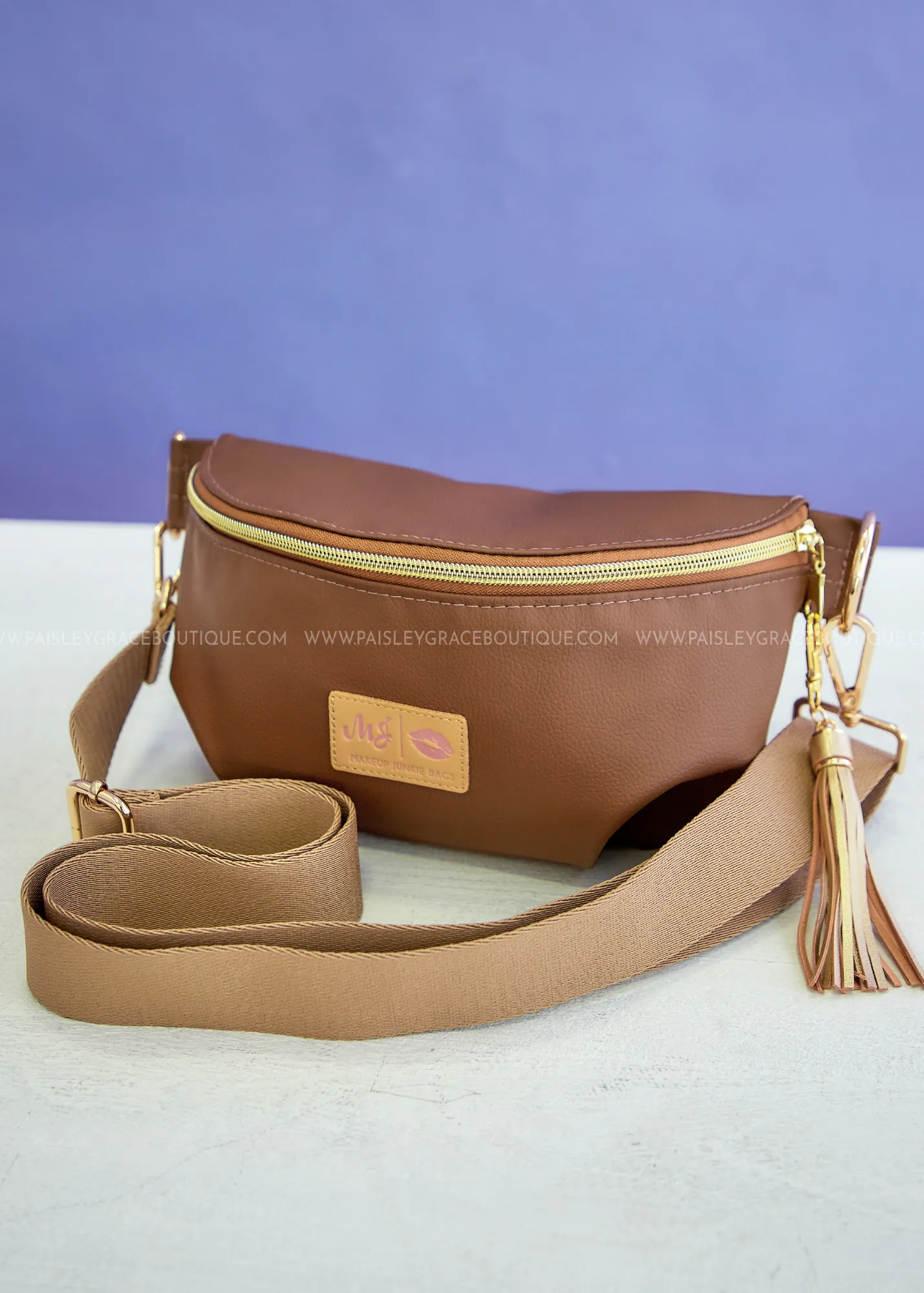 IN-STOCK - Sidekick Bag by Makeup Junkie