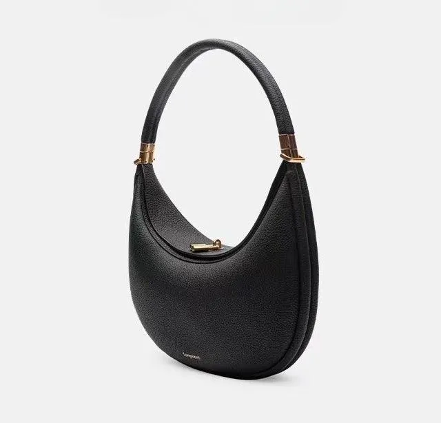 MAC069 Fashionable And Changeable Cowhide Moon Bag