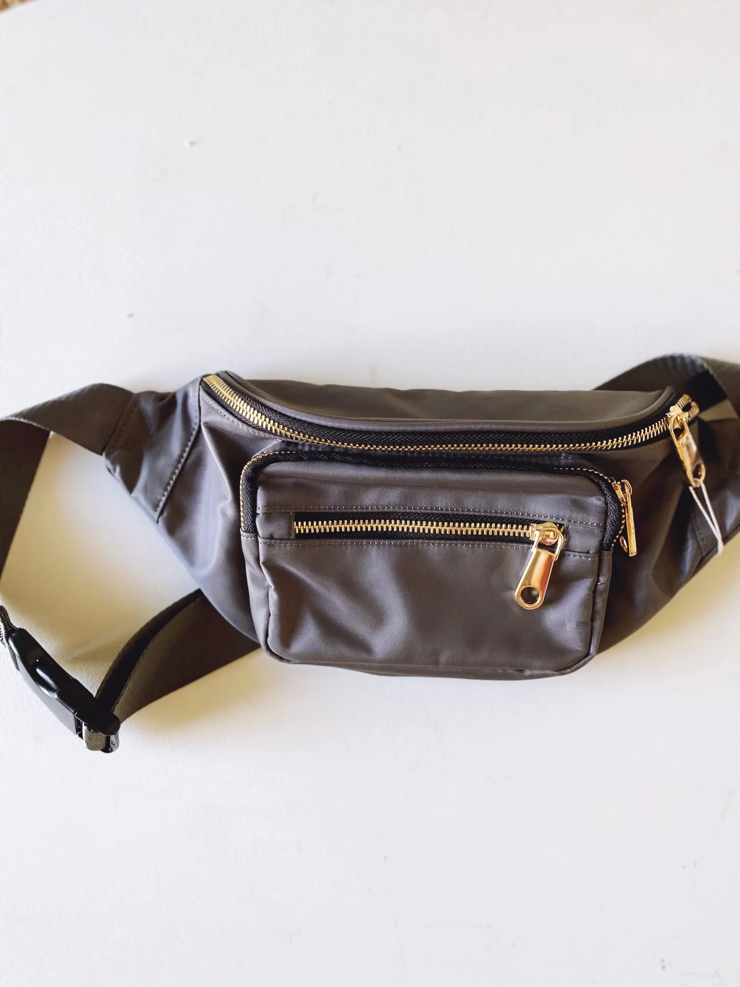 On The Go Waist Bag-Gray